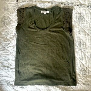 LOFT Green Crocheted Extended Sleeve Shirt Small